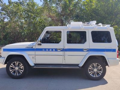 5KW取力发电机供电系统-BJ80通信指挥车